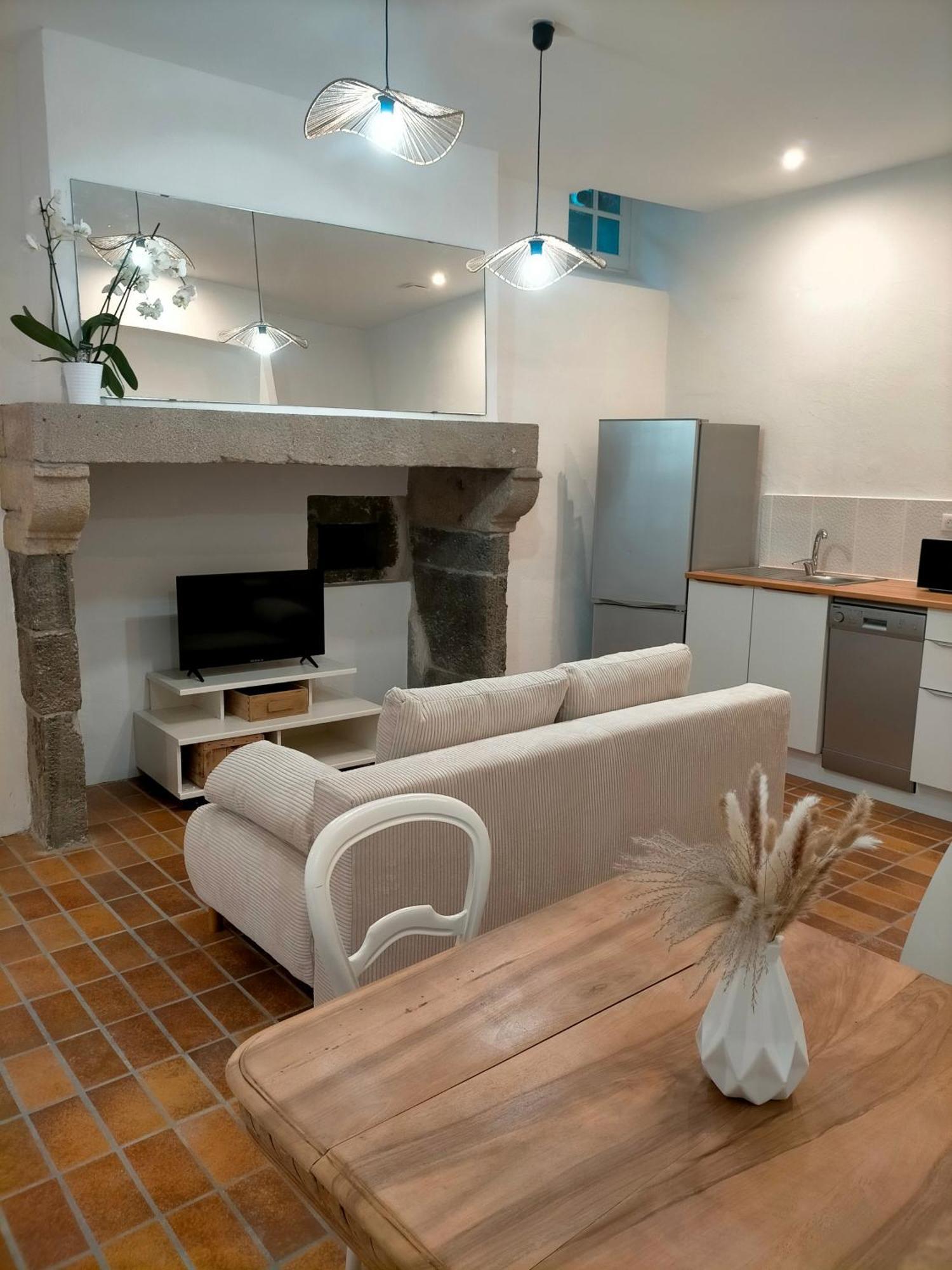 Ferienwohnung Le Relax Max Le Puy-en-Velay Exterior foto